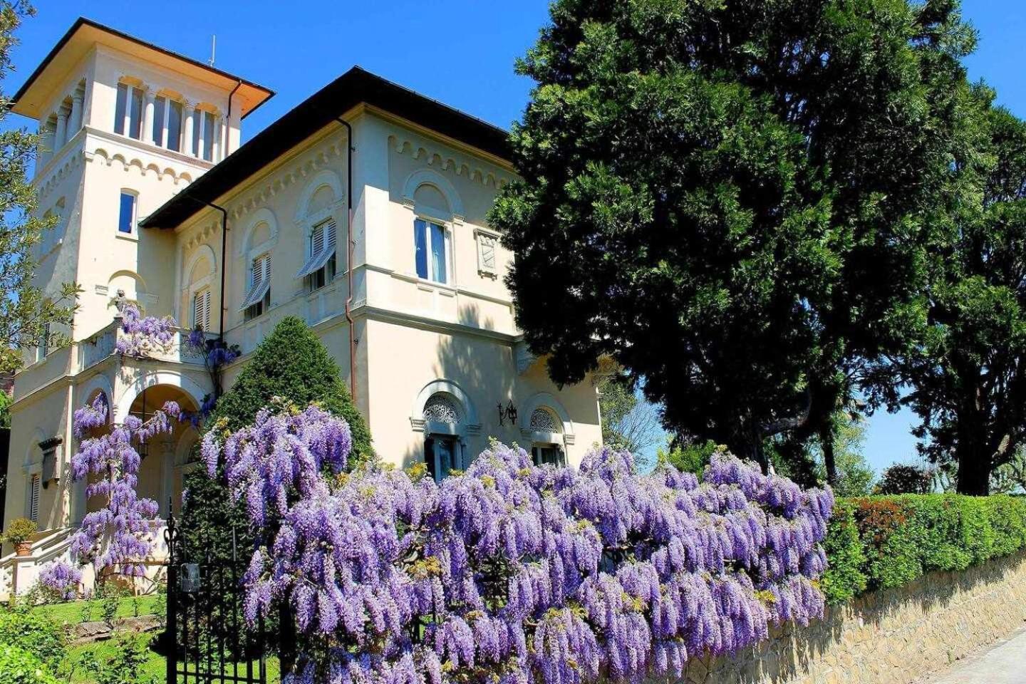 Villa La Moresca Relais De Charme B&B Montecatini Alto (Adults Only) Room photo